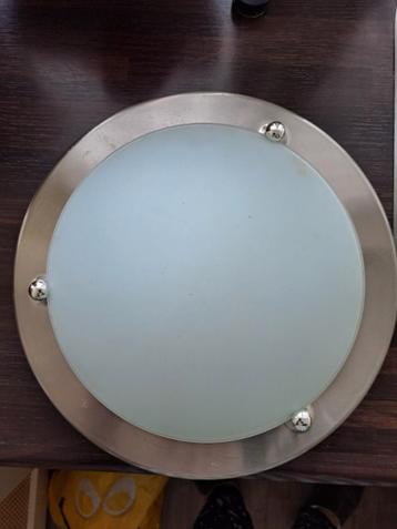 Ronde plafondlamp met matglas