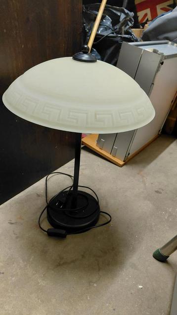 Tafellamp met glazen kap