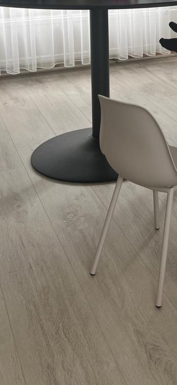 Laminaat 57 m2 8 mm 2 jr oud gratis ophalen