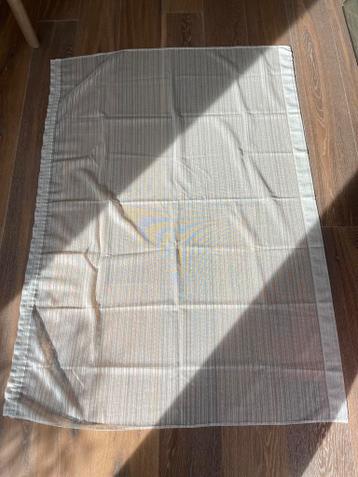 4 off-white vitragegordijnen met loodlijn, diverse maten