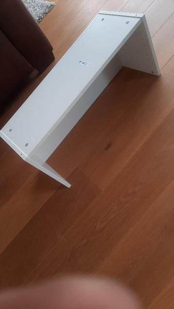 Billy opzetkast en Besta basiselement