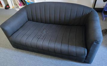 Gratis donkerblauwe slaapbank 2p