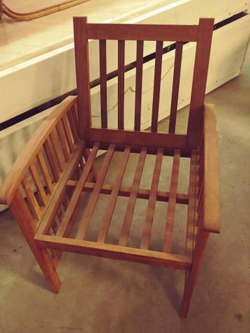 Buiten of binnenstoel hout