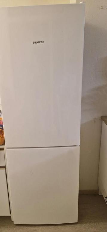 GRATIS: Nette Siemens Koelvriescombinatie (Wit)