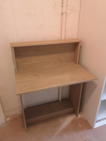 GRATIS - Klein bureau - Ophalen in Den Haag!