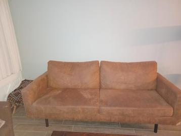 Cognac kleurige bank - gratis af te halen