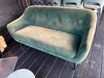 Comfortabele 2.5-zitsbank van Jysk - Fluweel