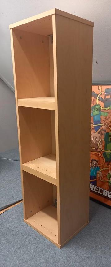 Gratis ophalen: (boeken)kastje van Ikea