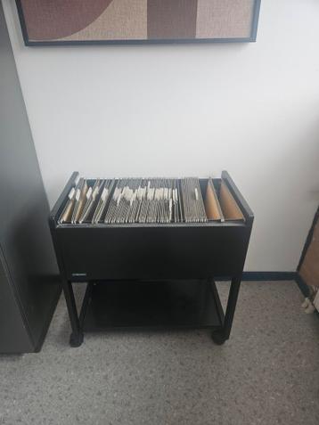 Stalen archief/dossier bak, gratis af te halen.