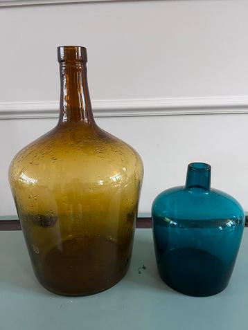 2 decoratieve vazen - gratis af te halen