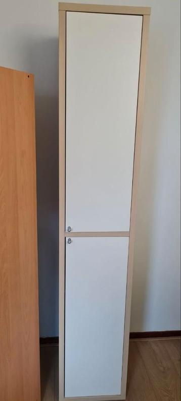 Gratis smalle hoge kast 198 cm – Zelf ophalen