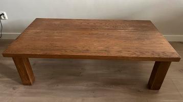 Gratis afhalen. Massief eiken tafel 130x70cm. Hoogte 40cm