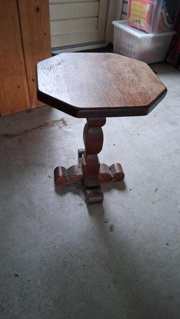 Antieke houten bijzettafel, achthoekig