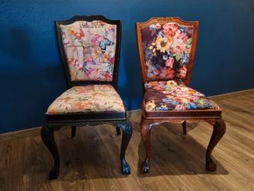 Vier GRATIS Queen Anne eetkamerstoelen om op te knappen!