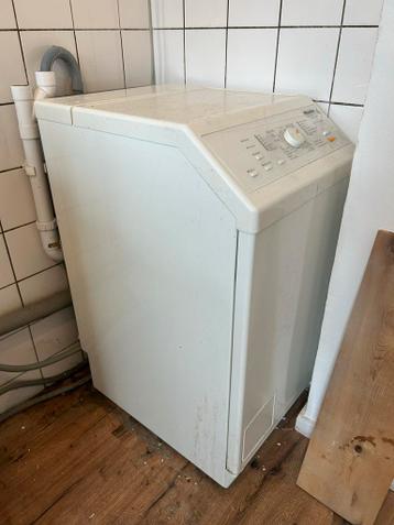 Miele W204 Bovenlader - CENTRIFUGEERT MAXIMAAL 600 TOEREN