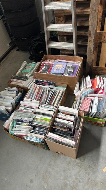 Partij tablethoezen verschillende soorten