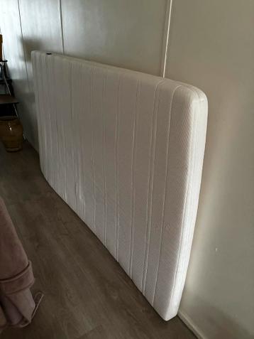 Topper 120x200x10 cm - Gratis af te halen in Vlaardingen