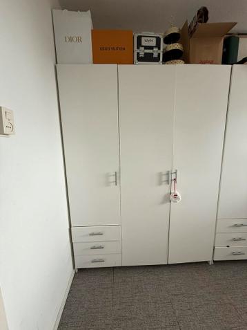 Ikea kasten x2