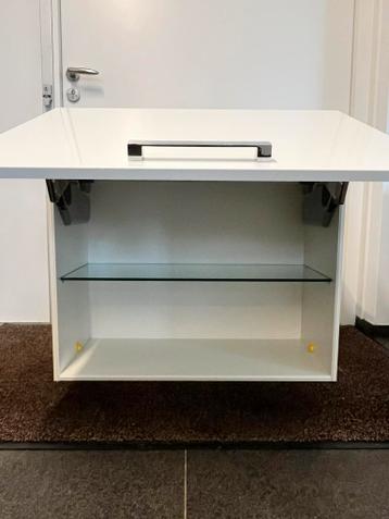 Klepkast wandmontage wit met softclose