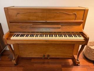 Mooie gebruikte piano Fuchs & Möhr - gratis op te halen