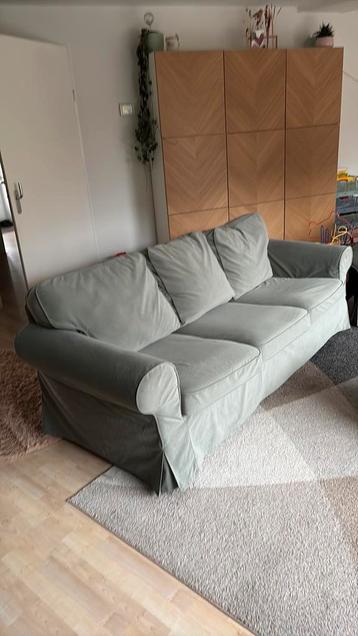 Moet weg - GRATIS IKEA bankstel Ektorp met 3 groene hoezen