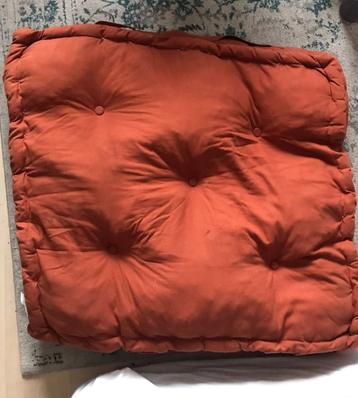 Groot kussen (1 m x 1 m)