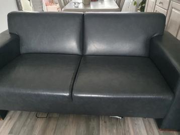 Comfortabele tweepersoonsbank - Donkergrijs kunstleer