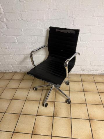 Gratis Bureaustoel stof los, omhoog/omlaag mechanisme kapot