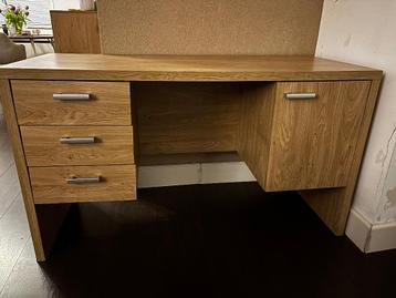 Desk / Biurko / bureau