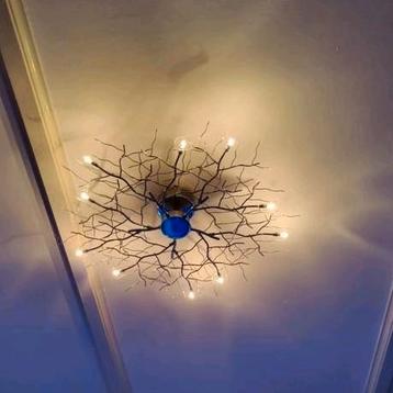 GRATIS Plafondlamp met een modern 'takken' , 35-105 watt