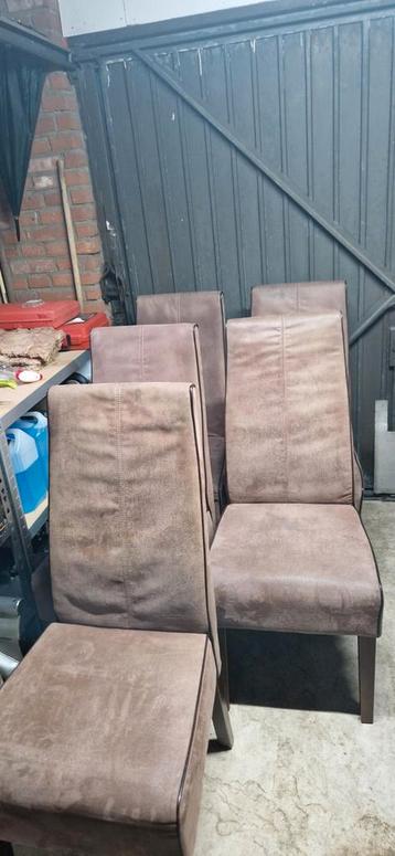 Gratis Eetkamerstoelen.