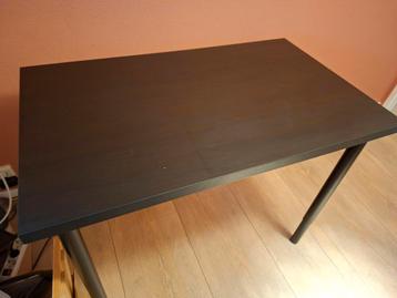 GRATIS: Bureau Ikea, bruin/zwart 100x60