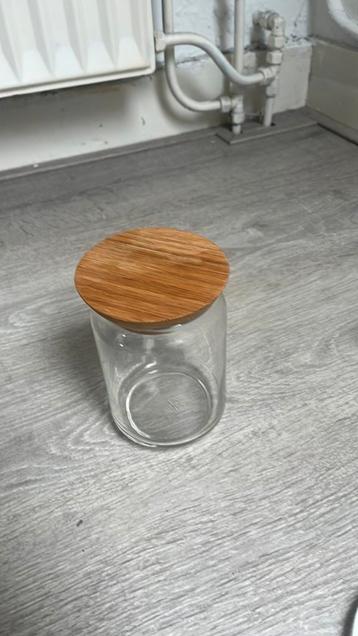 Gratis glazen opbergpotje