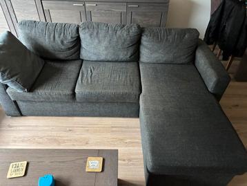 Gratis af te halen: 2-zits bank met liggedeelte