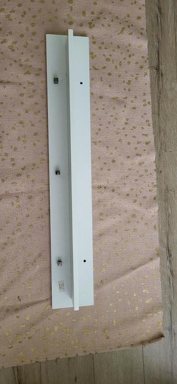 Witte plank met haken - Ideaal voor keuken of hal