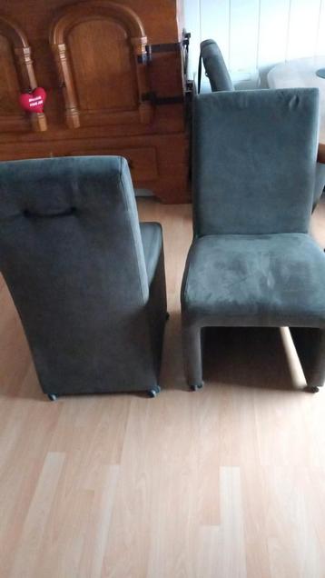Gratis afhalen te halen 4 stoelen
