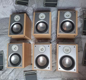 Philips Woox vloerstaande luidsprekers