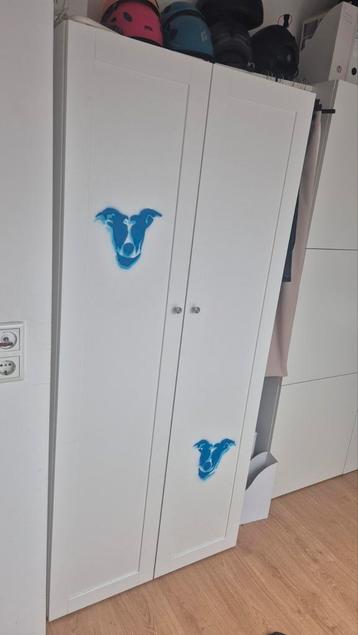 Witte kledingkast 180x80x55 cm in goede staat