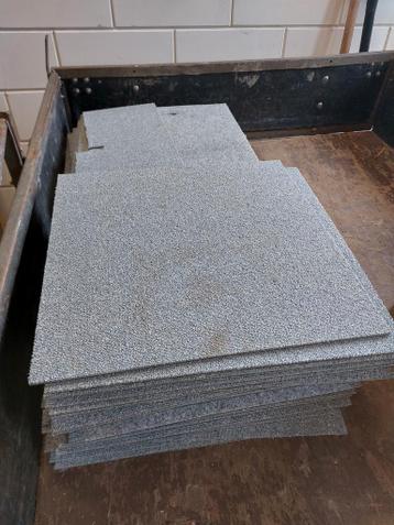 50m2 Desso tapijttegels - Grijs, deels z.g.a.n.