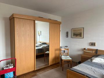 Licht eiken kledingkast hang/leg met schuifdeuren