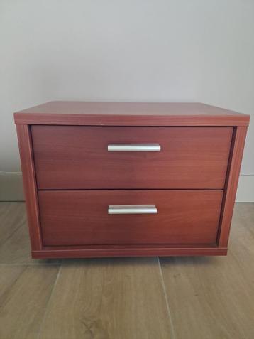 Twee nachtkastjes in prima staat - 51,5x36x41 cm