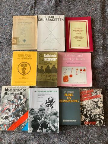 Boeken over verzet tegen kernwapens