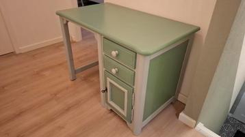 Gratis! Bureau 105 cm lang x 60 cm diep