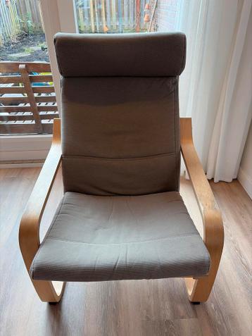 Ikea Poäng stoel met grijze kussens