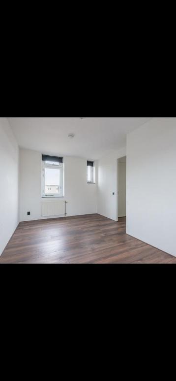 Laminaat 28m2 donkerbruin