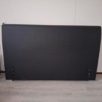 GRATIS! Zwart hoofdbord voor boxspring.