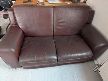 Gratis bruine leren bank + kratje grolsch(vandaag ophalen)