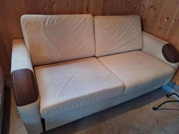 Gratis Stoffen beige banken / bankstel; 2 en 2,5 half zitter