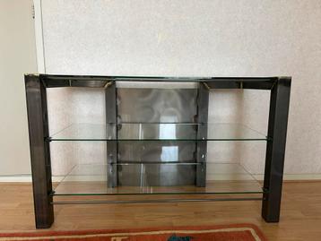 Gratis Robuust TV-meubel/audiomeubel van metaal en glas