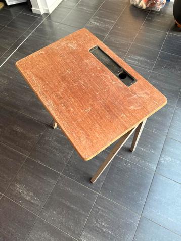 Schooltafeltje bureau gratis op te halen